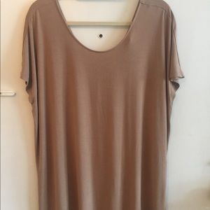 Scoop neck t shirt